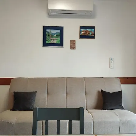 Daal Apartment *